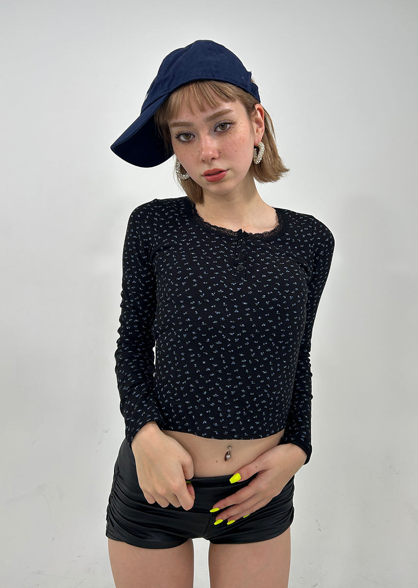 FLOWER PATTERN HENRY NECK PO