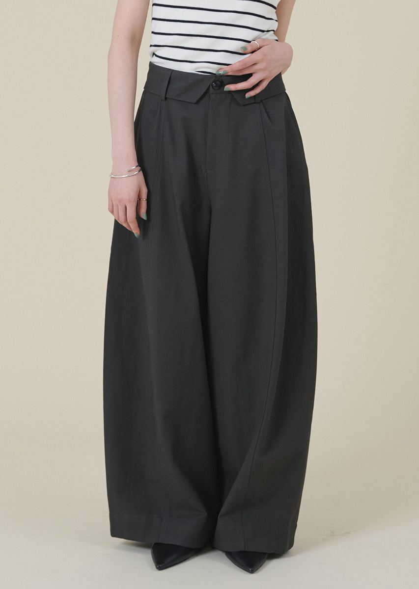 ターンバックウエストワイドパンツ