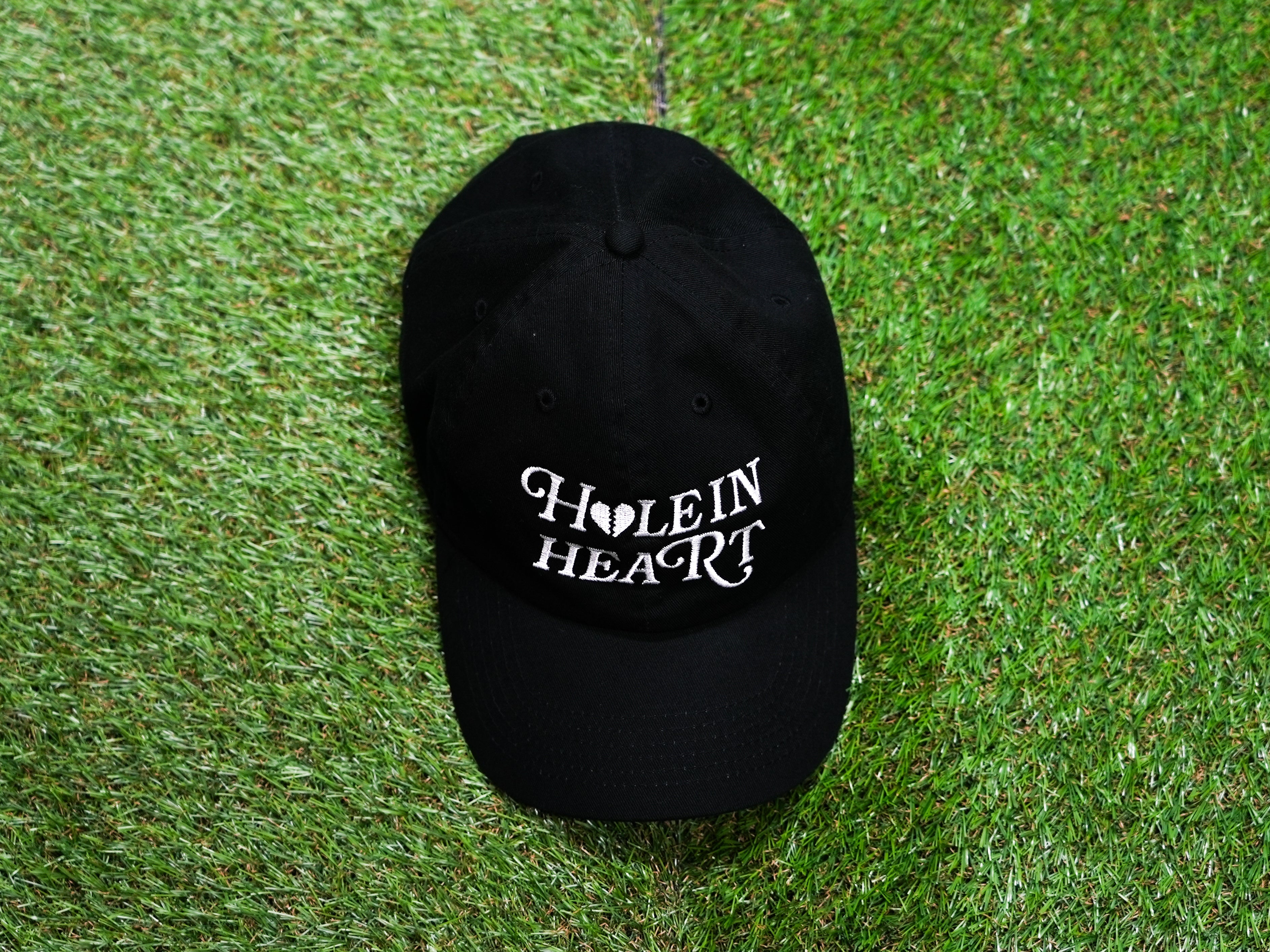 HOLE IN HEART EMBROIDERY CAP