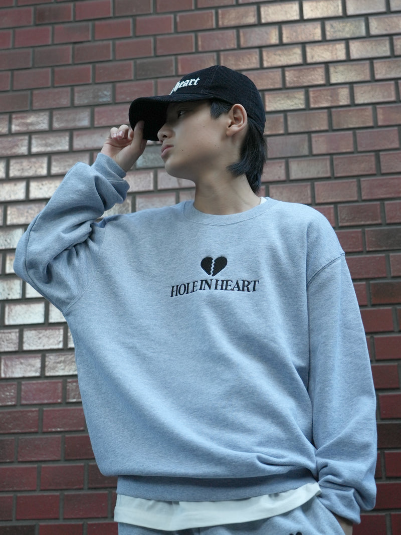 HOLE IN HEART SIMPLE LOGO PULLOVER