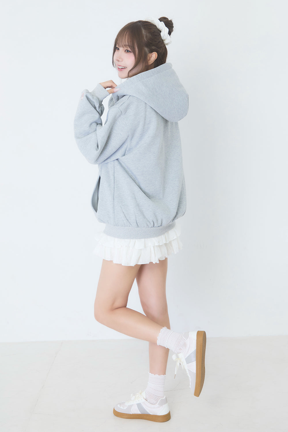 BUBBLE LOGO ZIP HOODIE LIGHT GRAY
