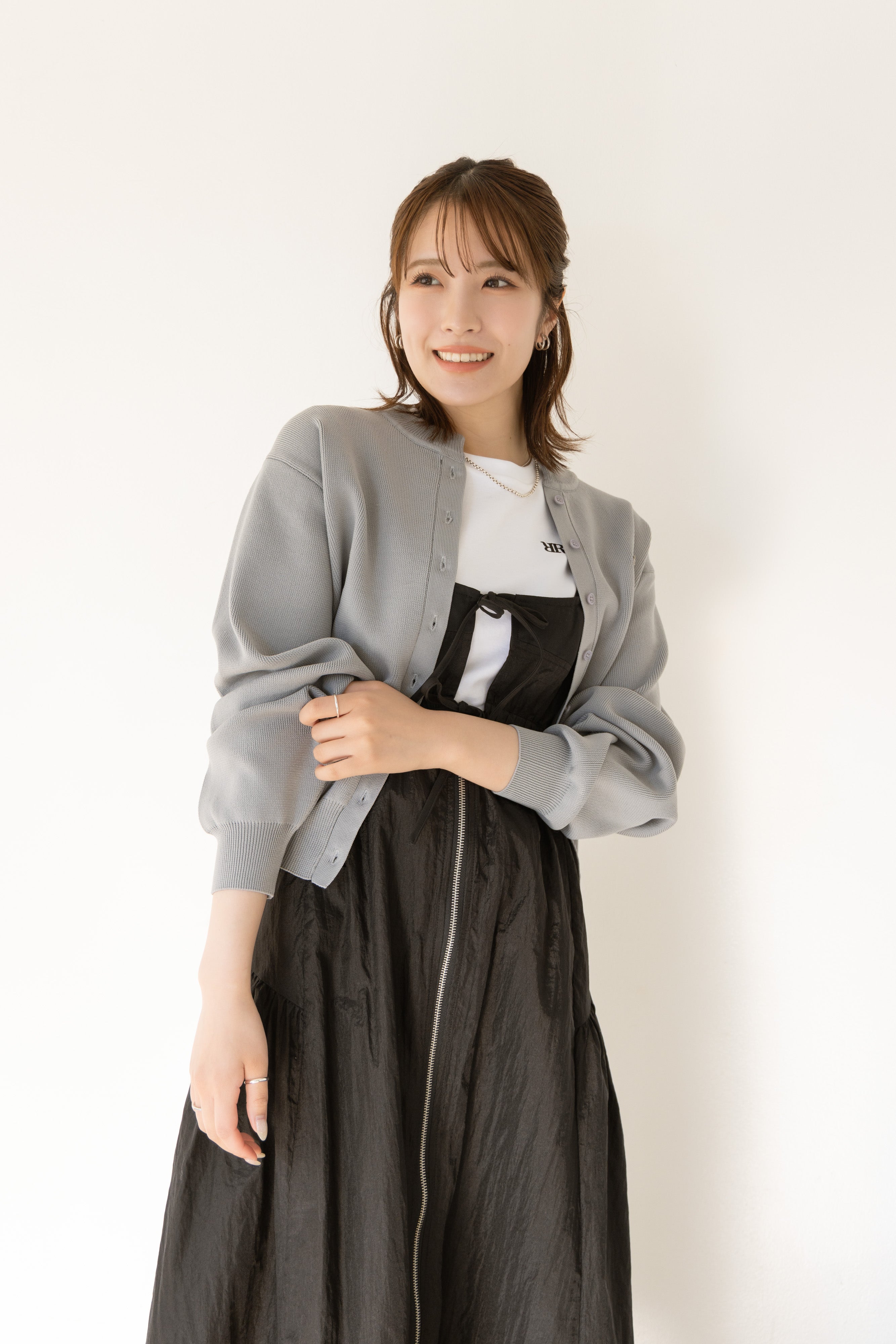 RNコンパクトニットカーディガン