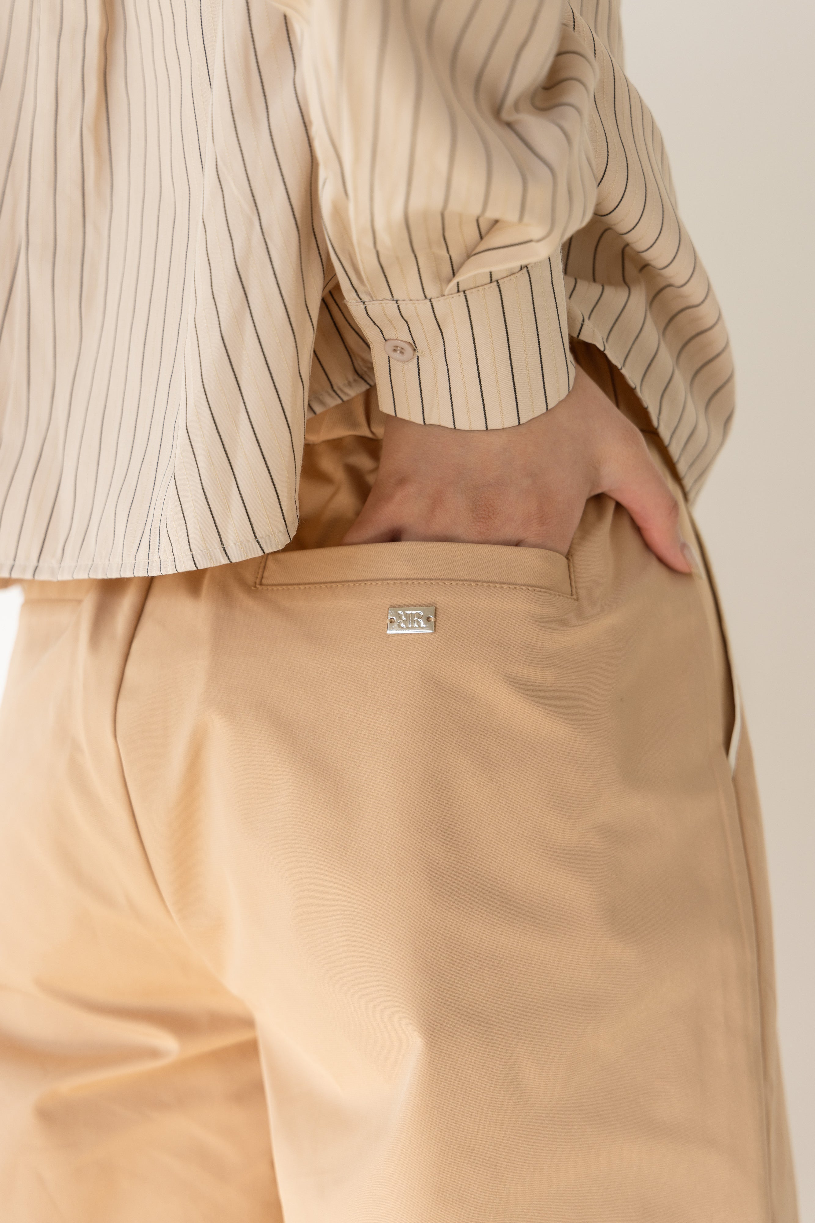ウエストレイヤードワイドパンツ