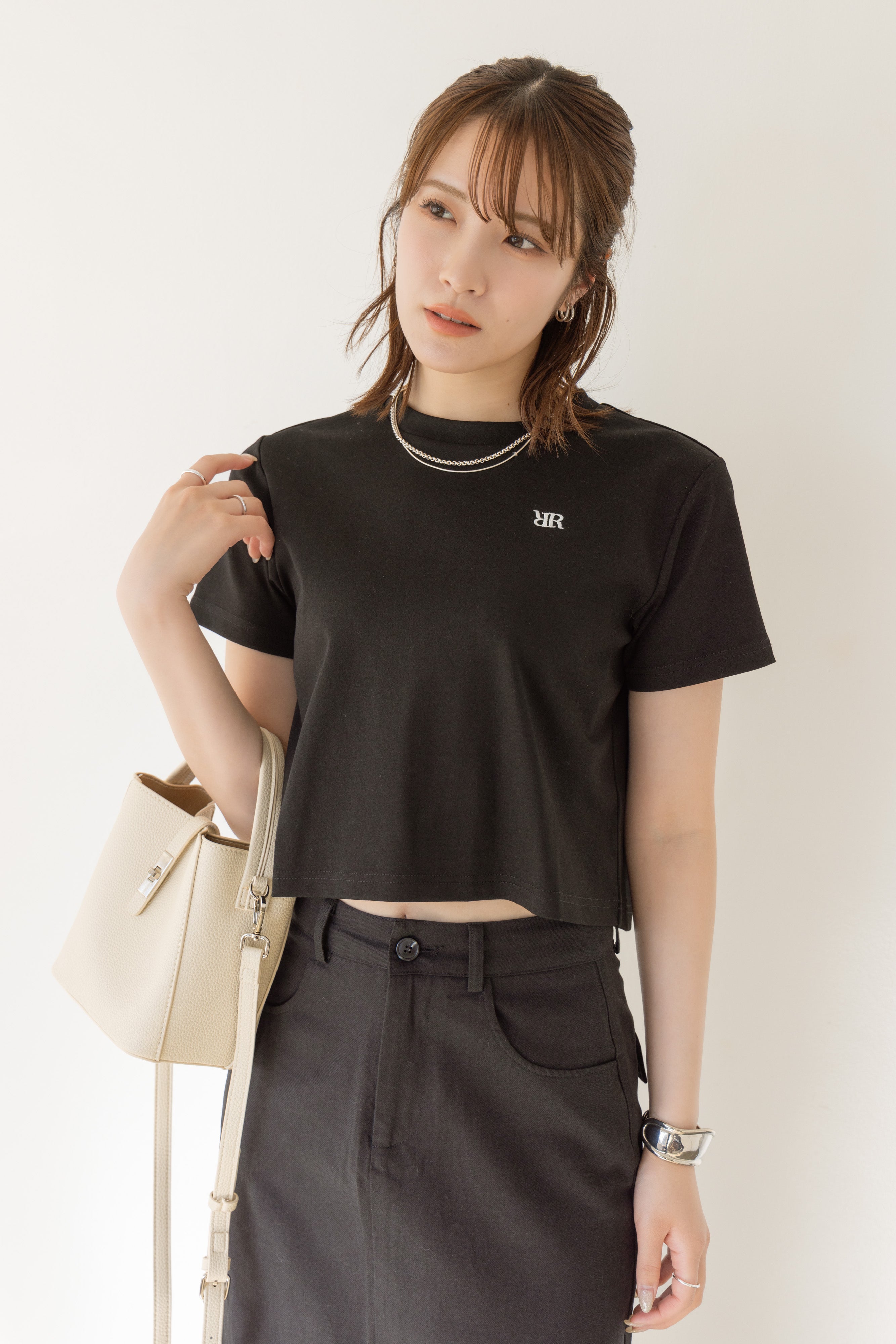 RNワンポイント刺繍クロップドTシャツ