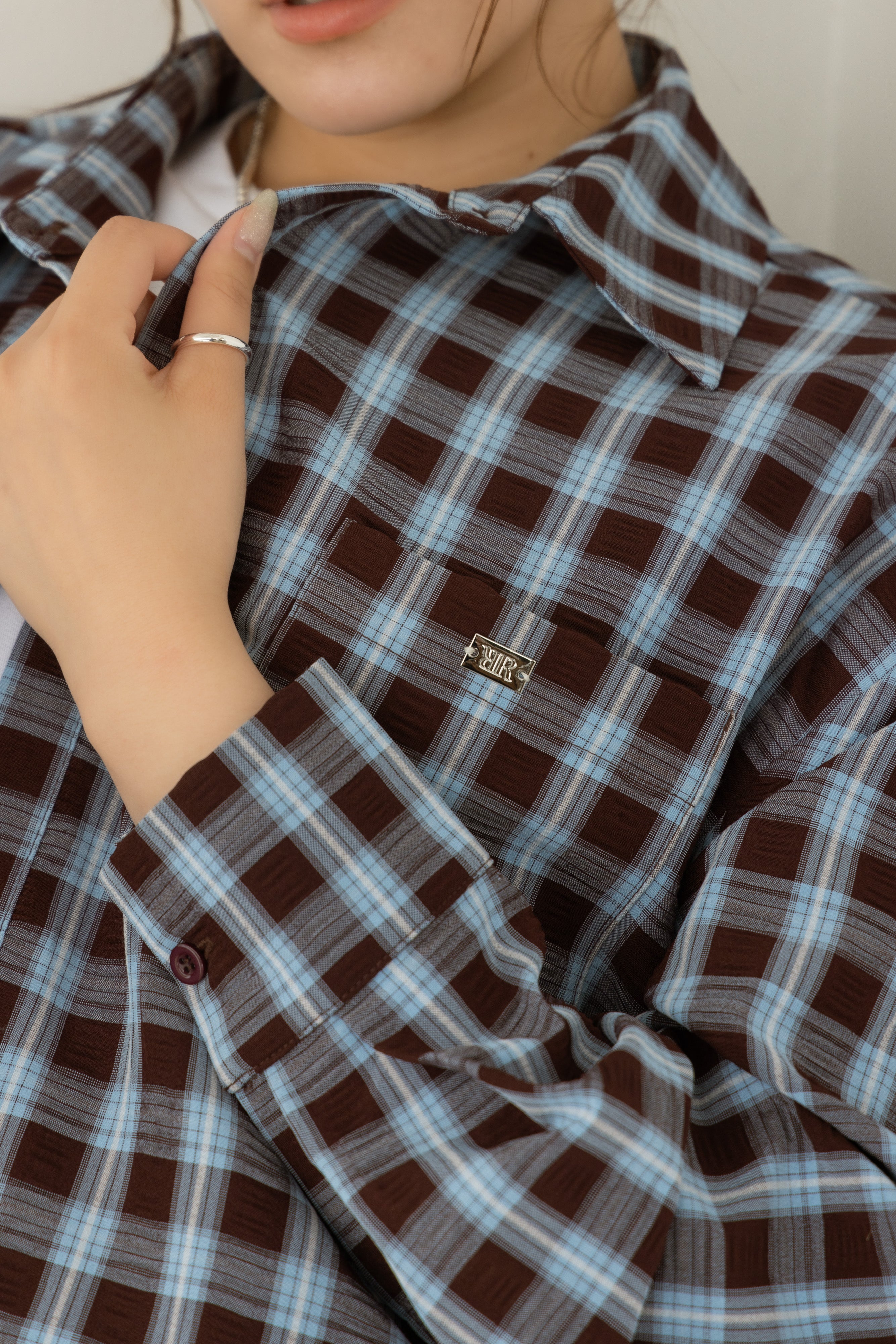 クロップドシャツ