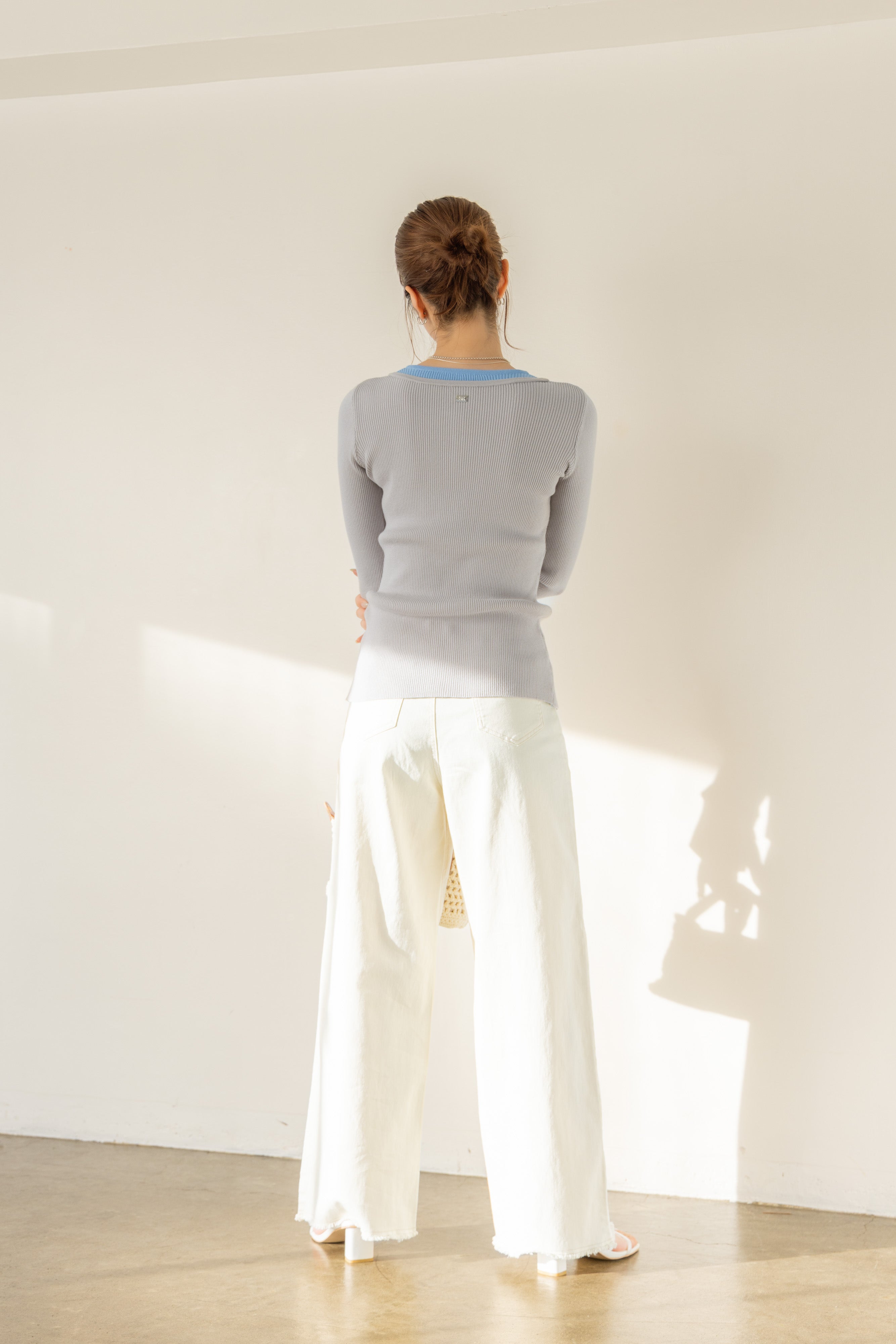 バイカラーリブニットトップス