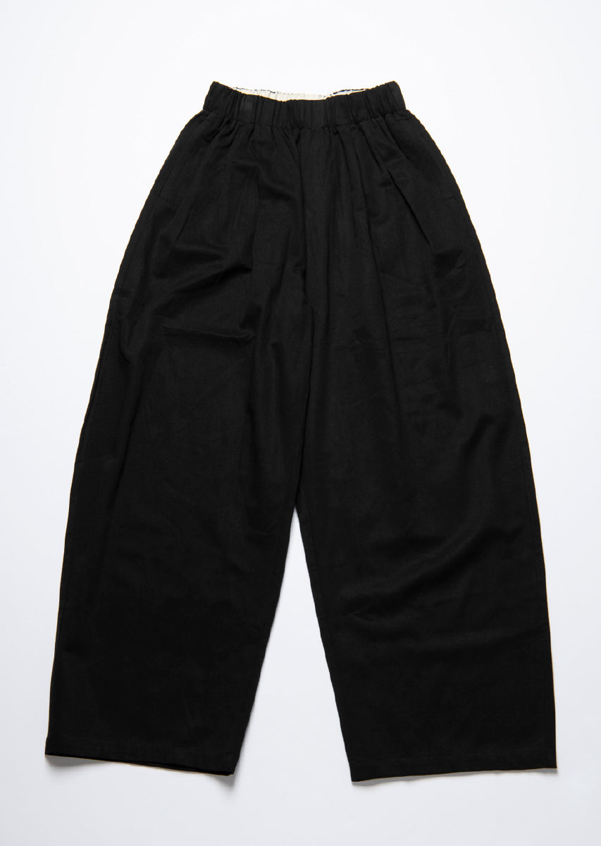 タックチノワイドパンツ