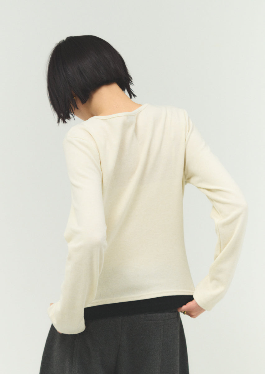 ソフトレイヤードライクトップス