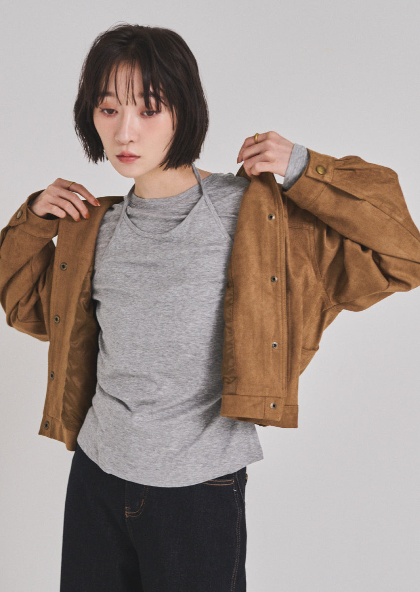 ホルターネックトップス