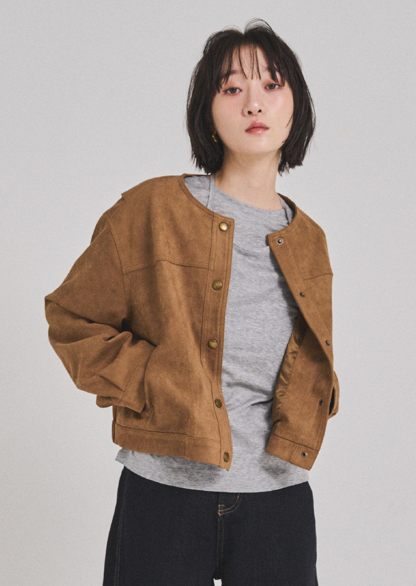 ホルターネックトップス