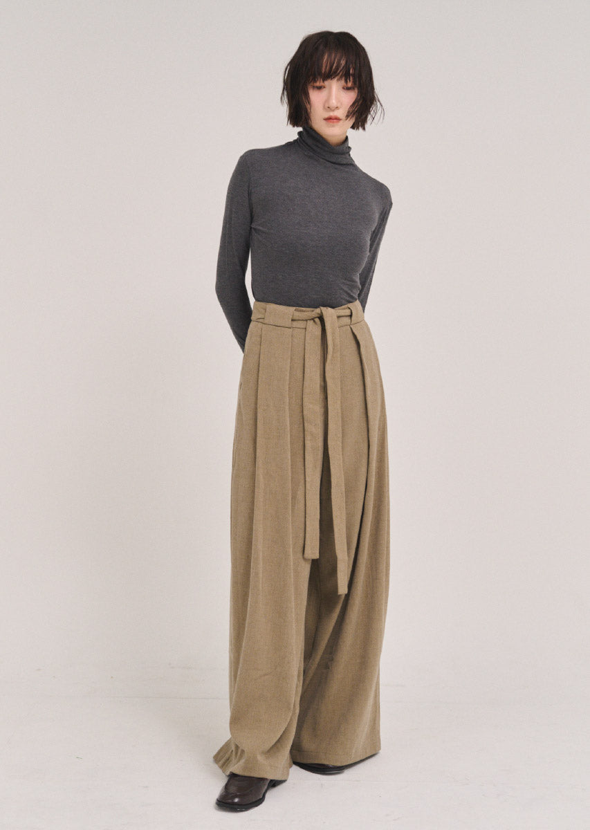 ウールワイドパンツ