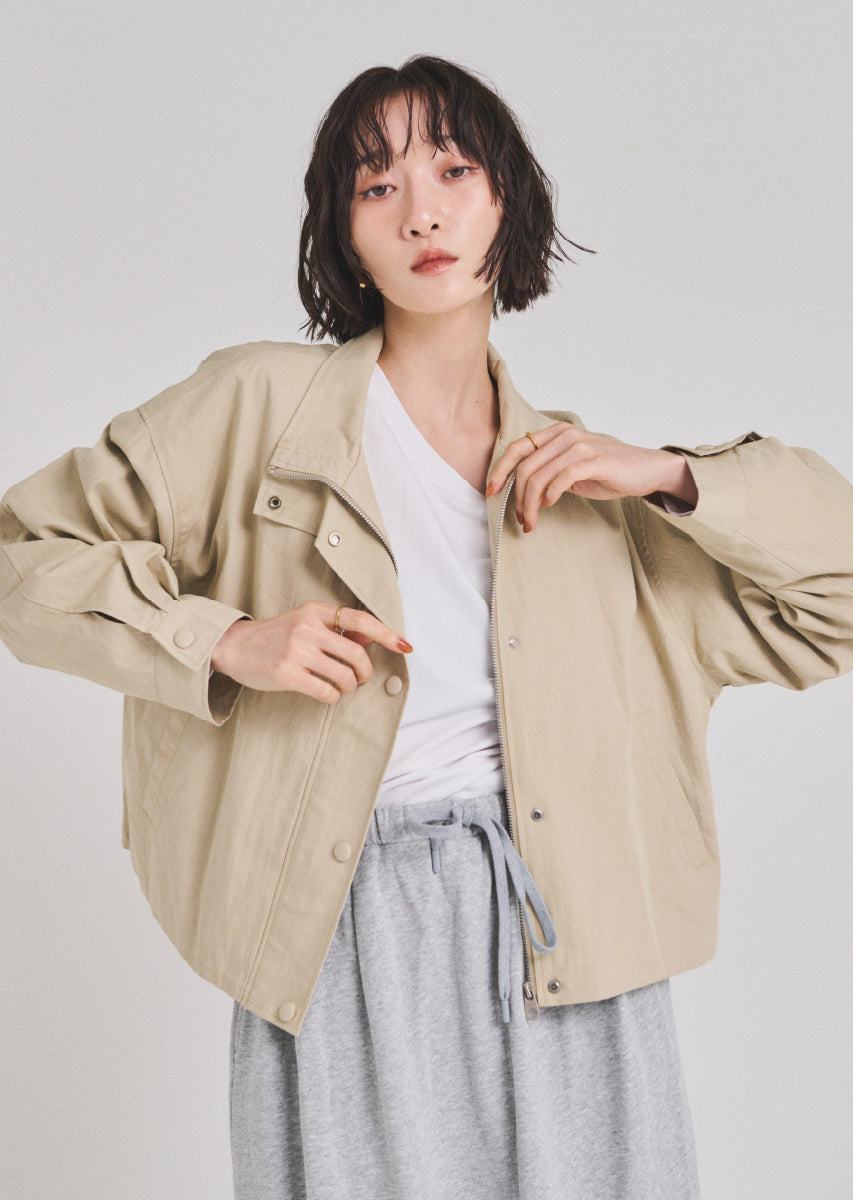 スタンドカラーブルゾン