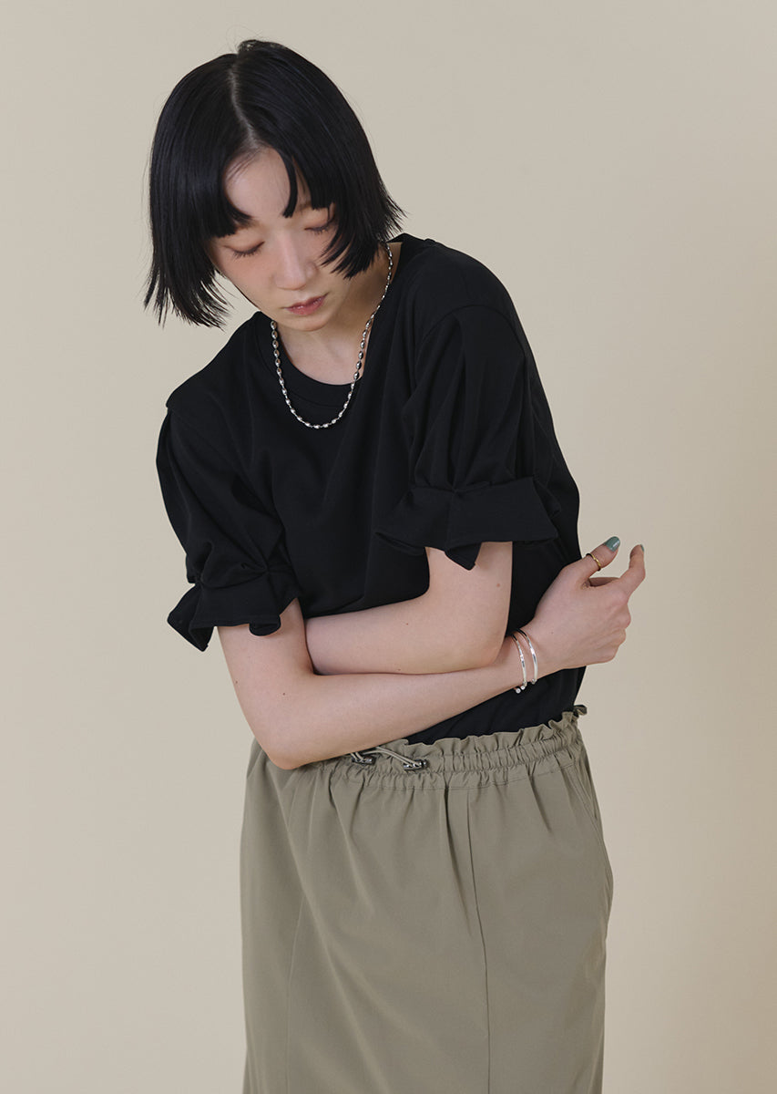 ツイストスリーブトップス
