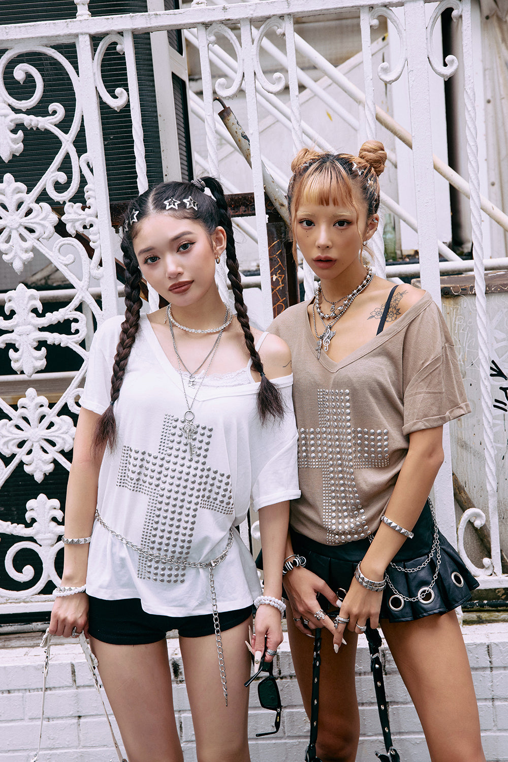 【Hina × Yuna】スタッズクロスT
