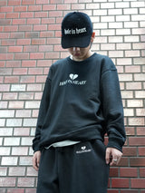 HOLE IN HEART SIMPLE LOGO PULLOVER