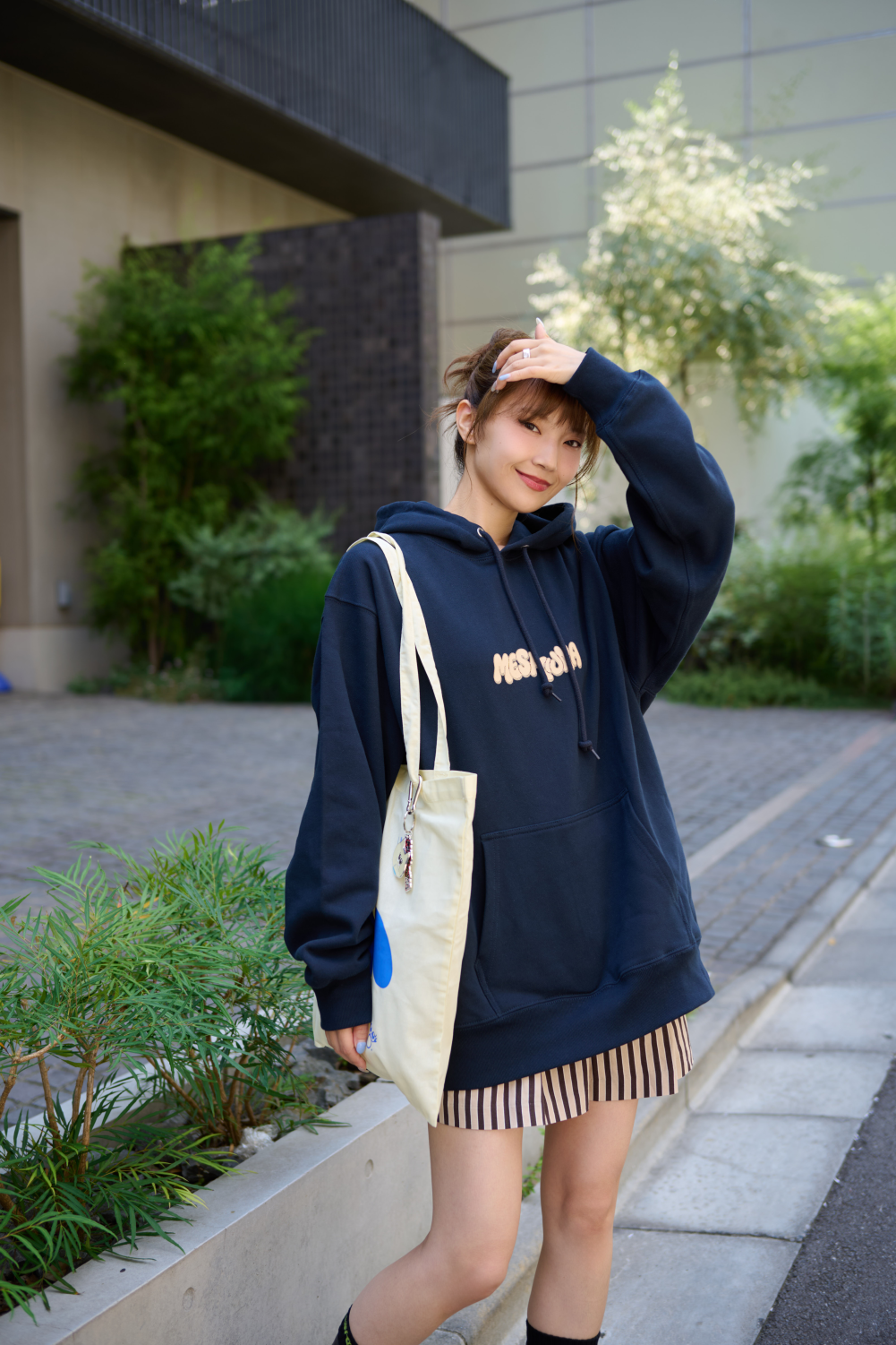MESHIUMA  Hoodie