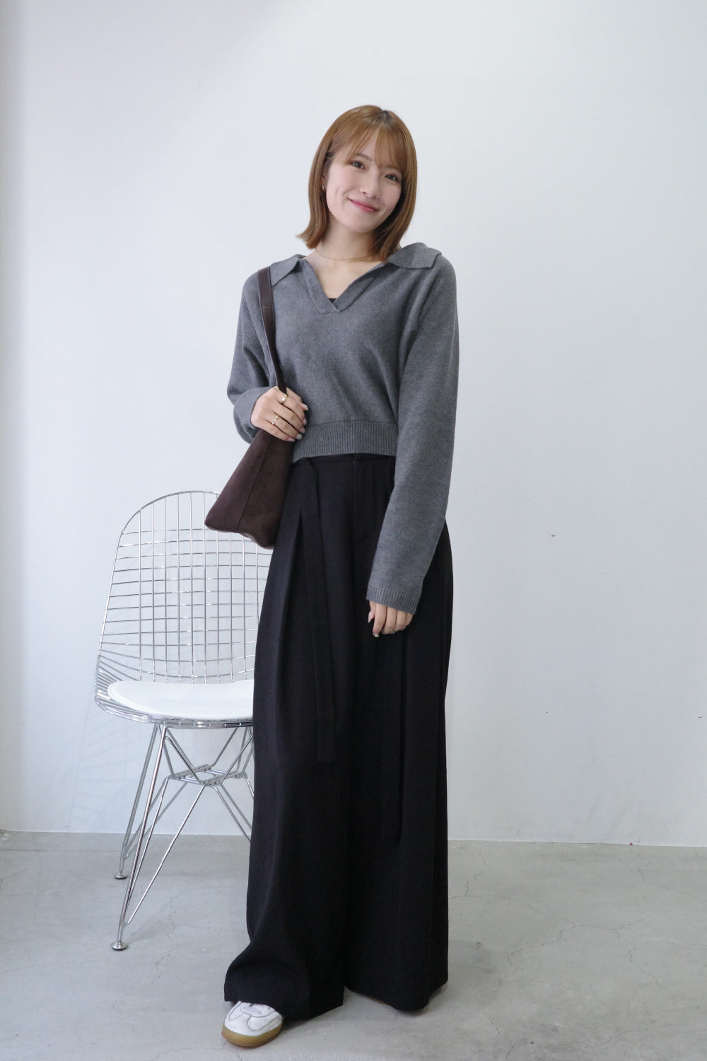 オープンカラーニット