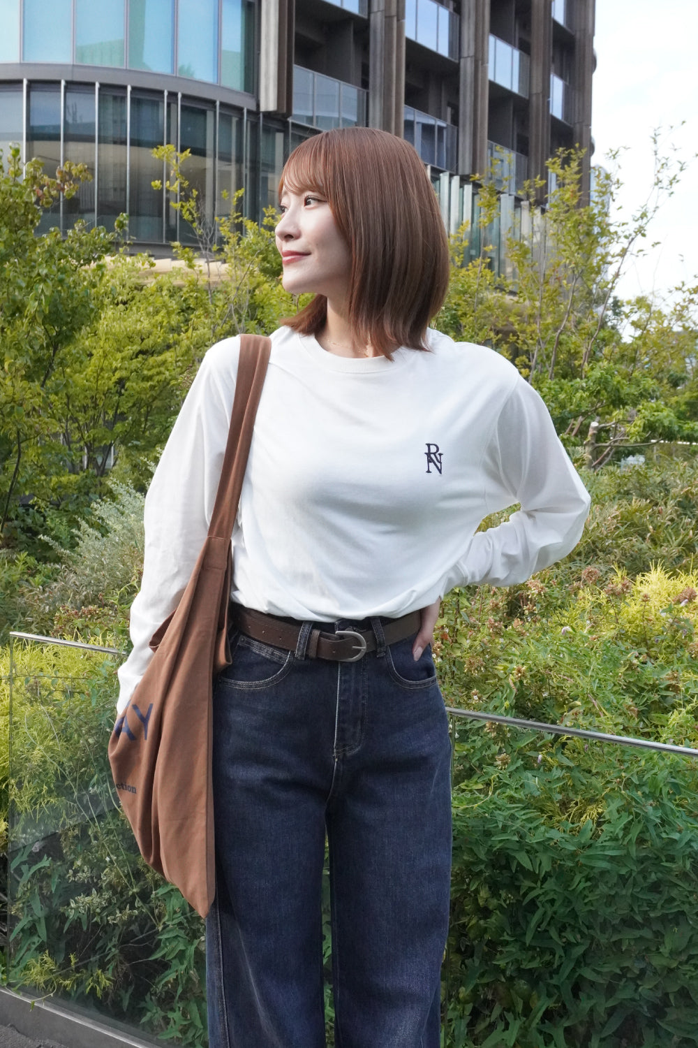 ボックスロゴバックデザインロンTee