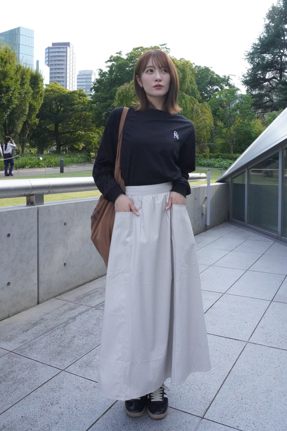 レザーライクロングスカート