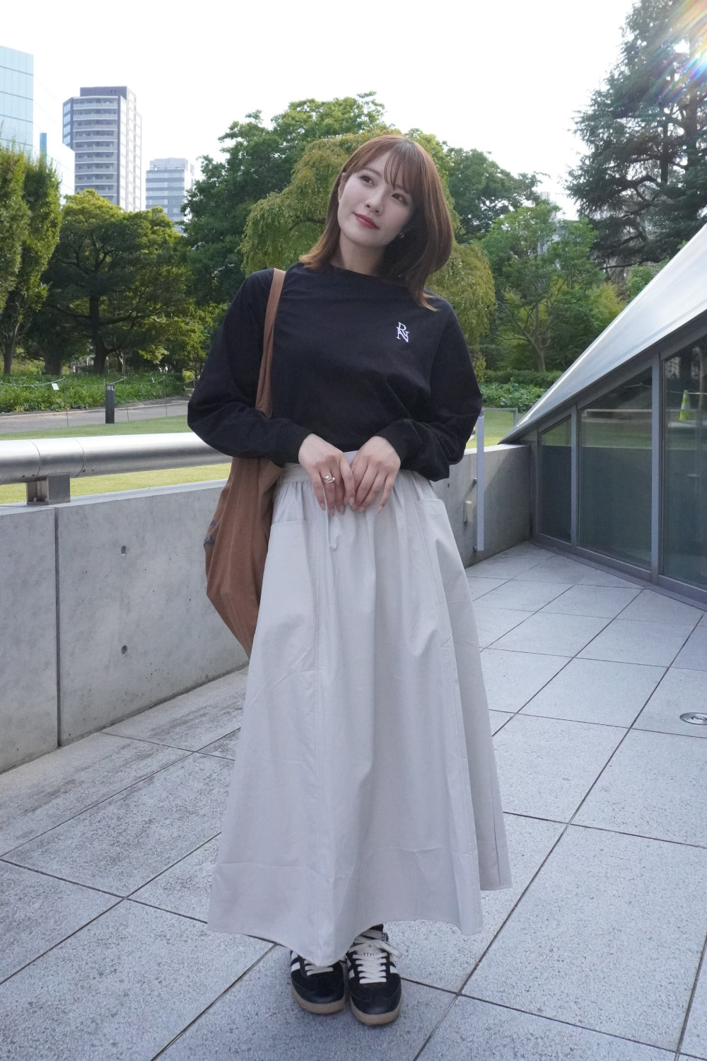 レザーライクロングスカート