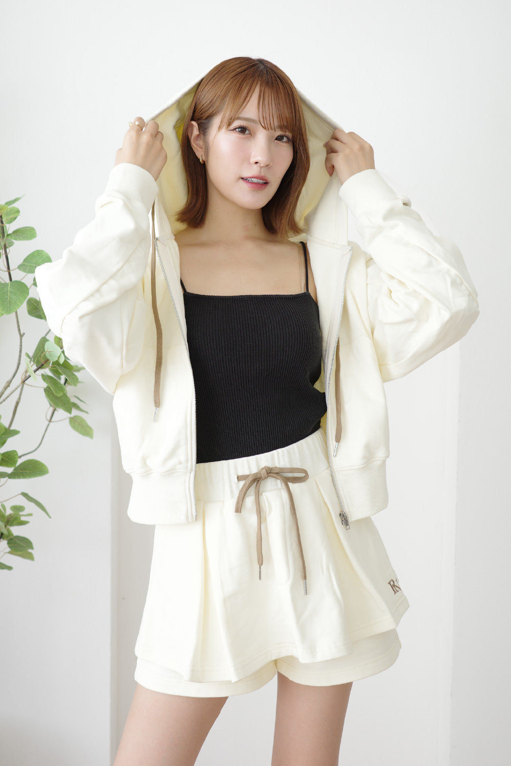 RNスウェットジップフーディ