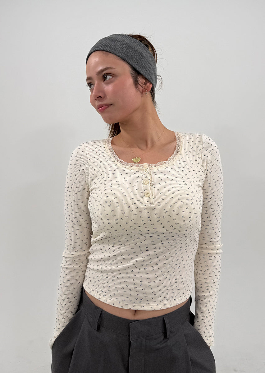 FLOWER PATTERN HENRY NECK PO