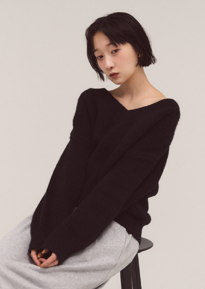 コージーVネックニット