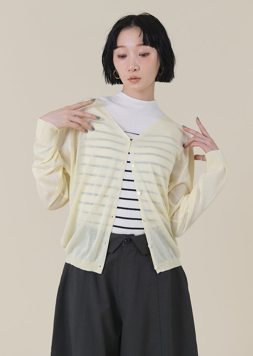 シアーVネックカーディガン